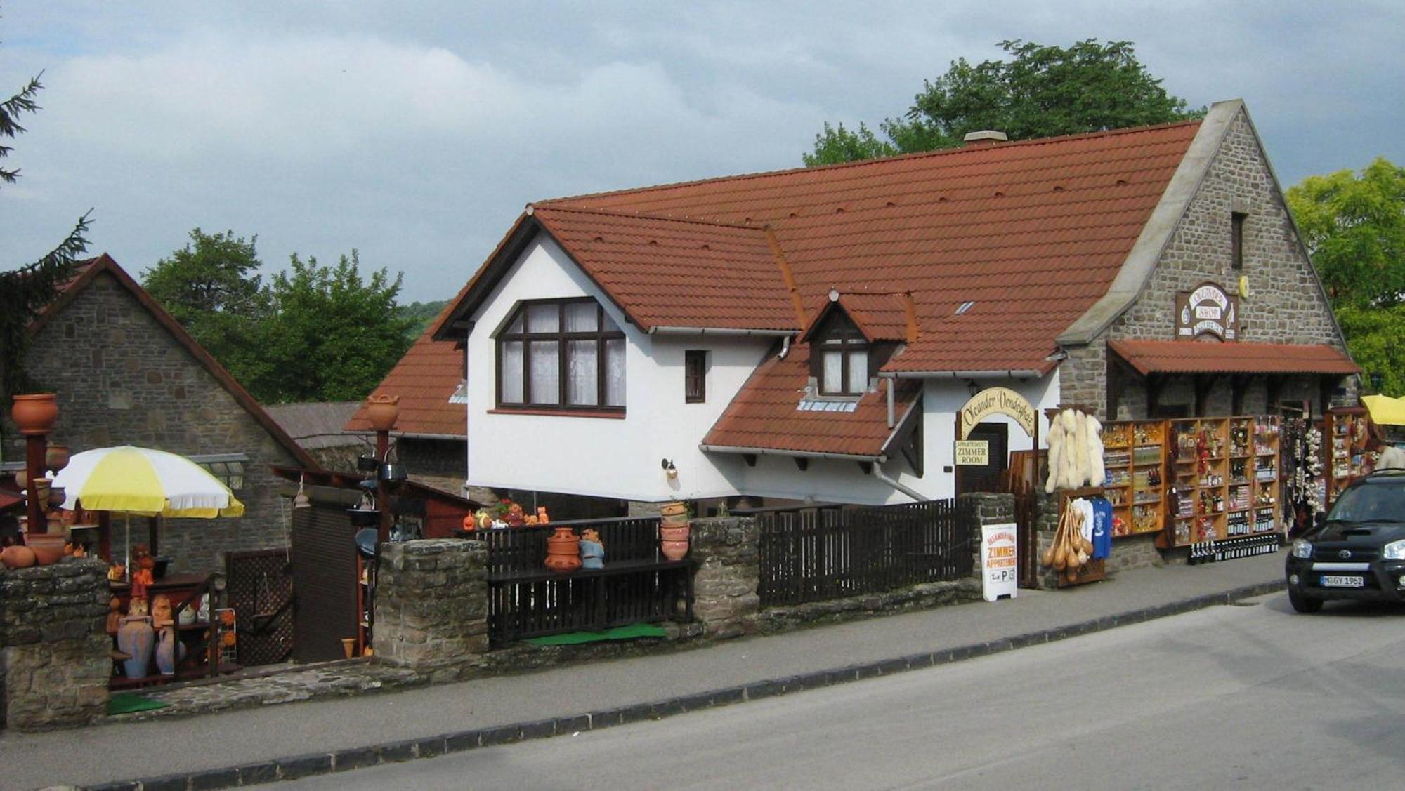 Oleander Vendeghaz Hotel Tihany Exterior foto